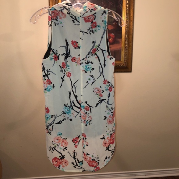 Xhiliration layered black and white floral blouse​ - Picture 6 of 7